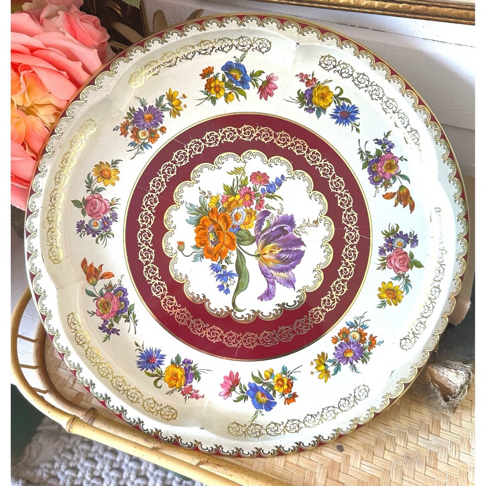 Vintage Daher Decorative Ware Round Tin Serving Tray Floral Made In England